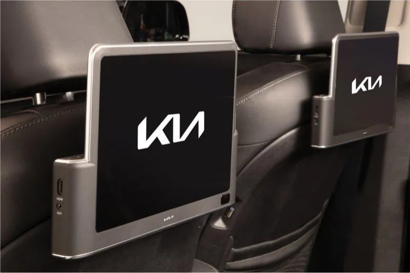 2023 Kia Carnival Rear Seat Entertainment