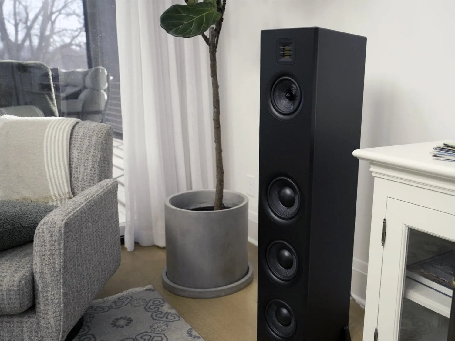 Airmotiv XT2 Floorstanding Tower Loudspeakers (Pair)