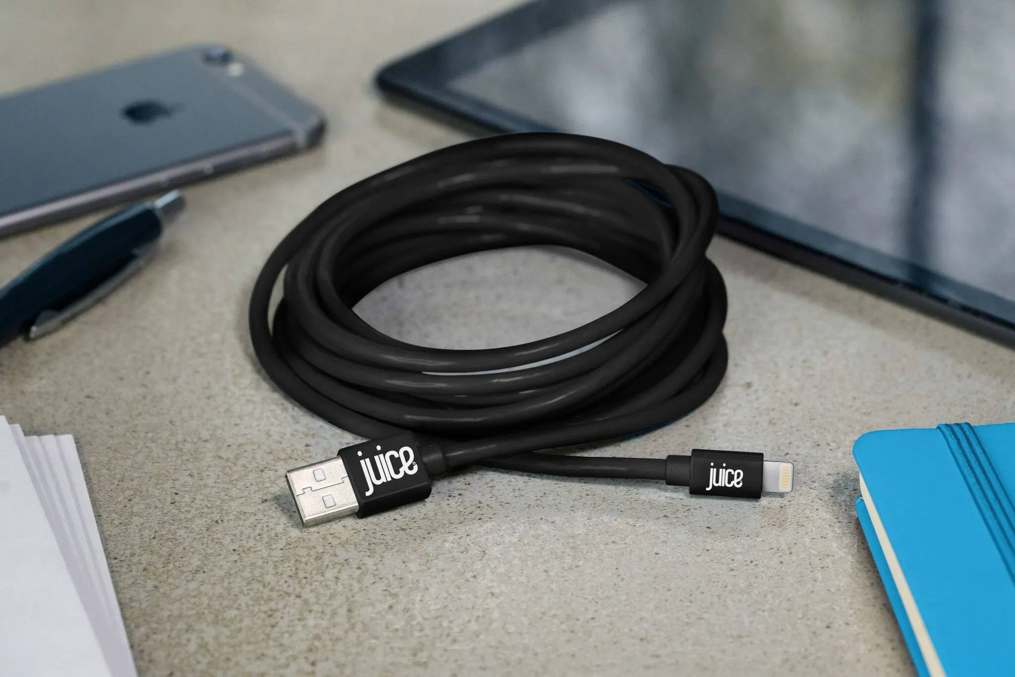 Juice JUI-CABLE-LIGHT-3M-RND-BLK lightning cable Black