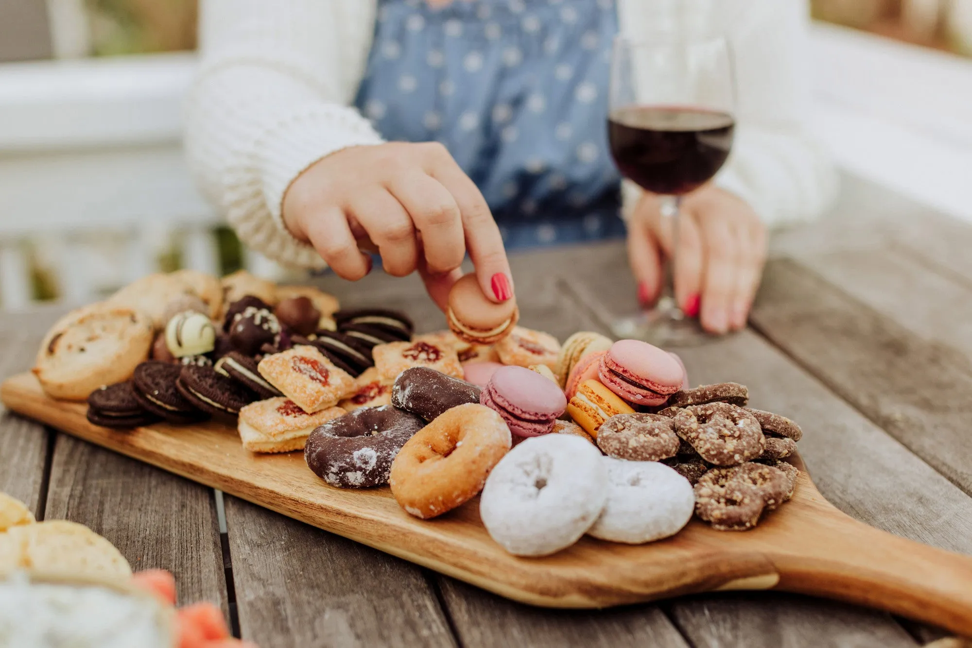 Los Angeles Chargers - Artisan 24" Acacia Charcuterie Board